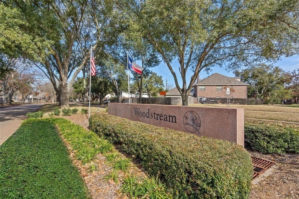2035 Shorewood Lane - Photo 30