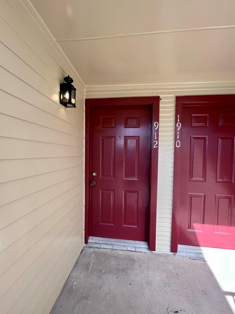 2120 El Paseo Street - Photo 5