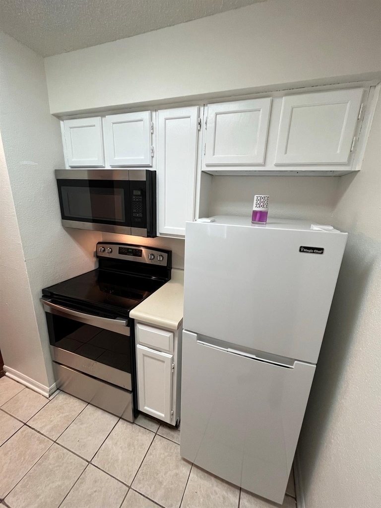 2120 El Paseo Street - Photo 13