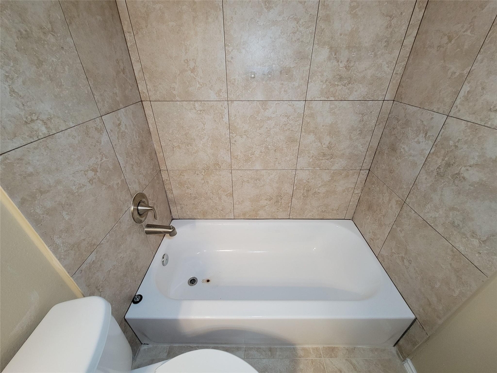 3401 Delhi - Photo 27