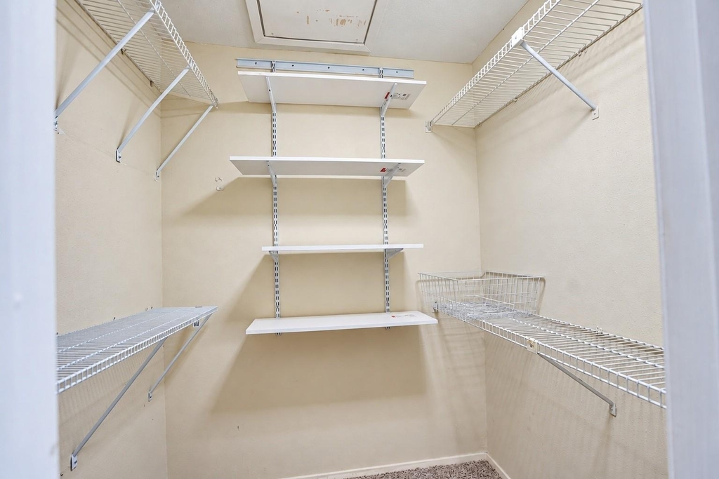 6602 Harbor Town Drive - Photo 14
