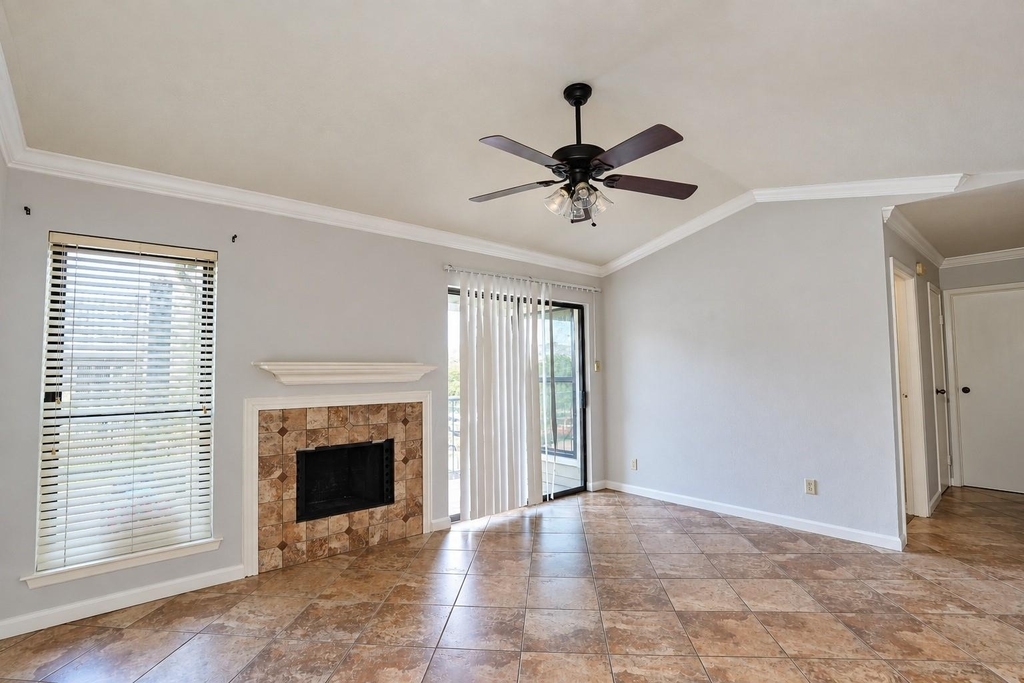6602 Harbor Town Drive - Photo 9