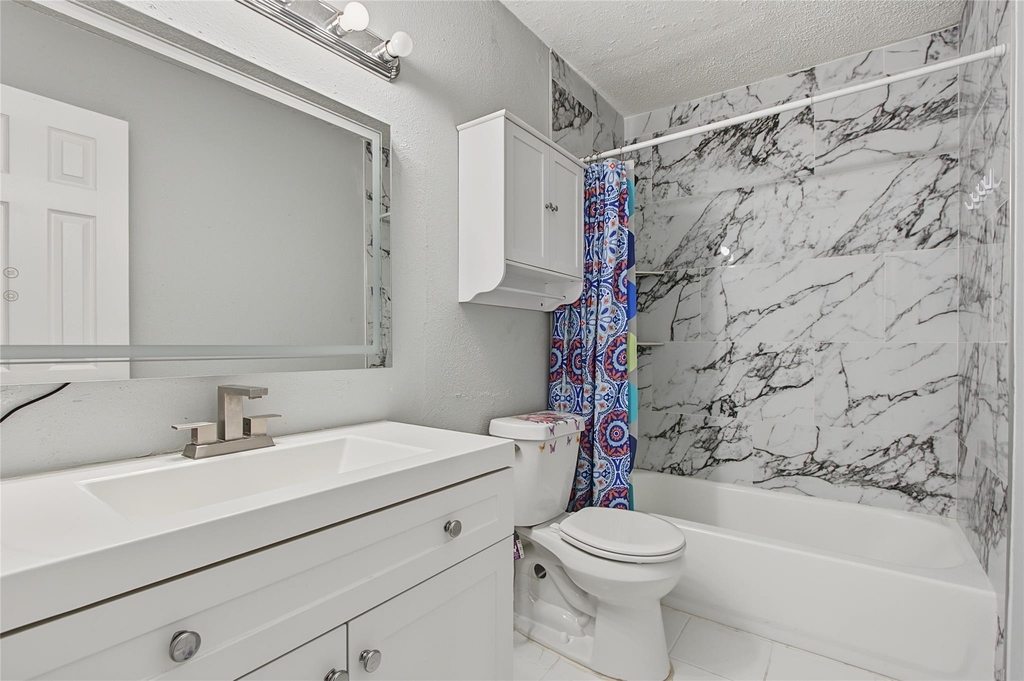 10001 Westpark Drive - Photo 8