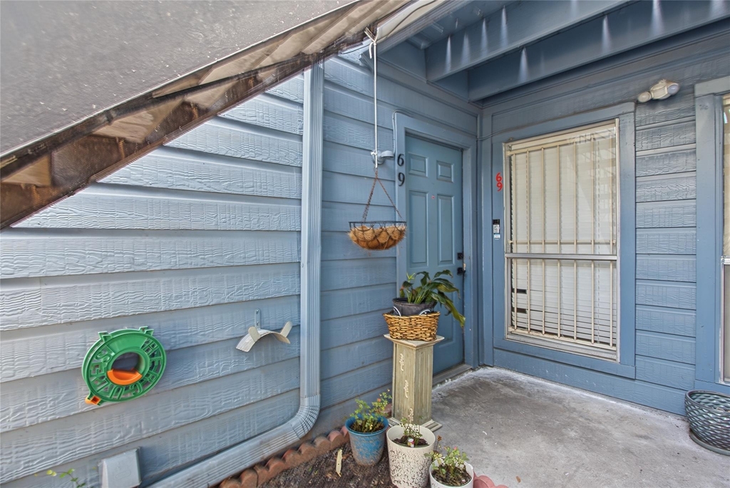 10001 Westpark Drive - Photo 1