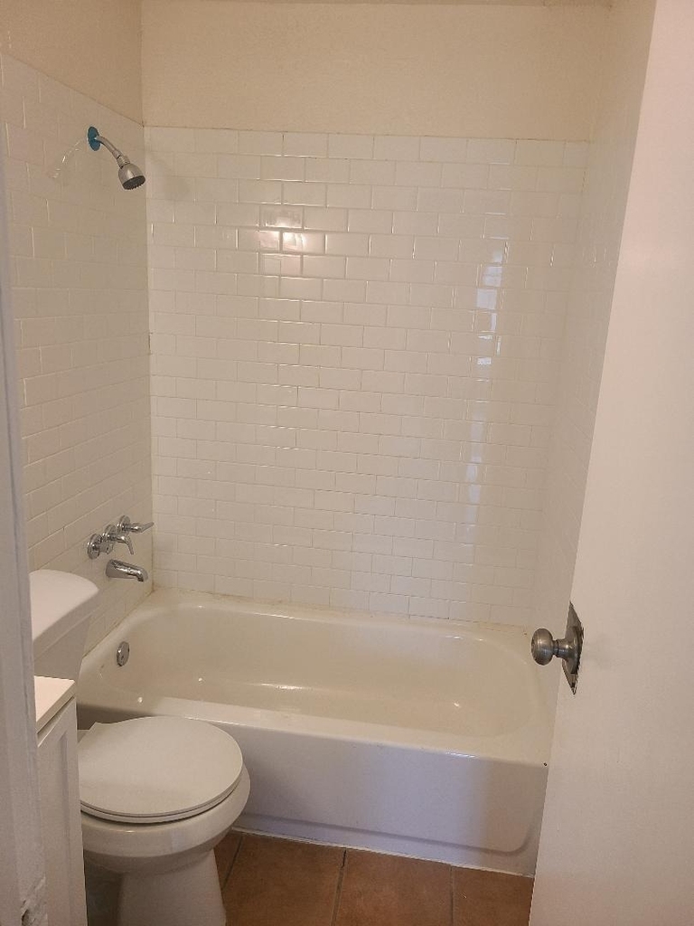 12823 Glenhollow Drive - Photo 4