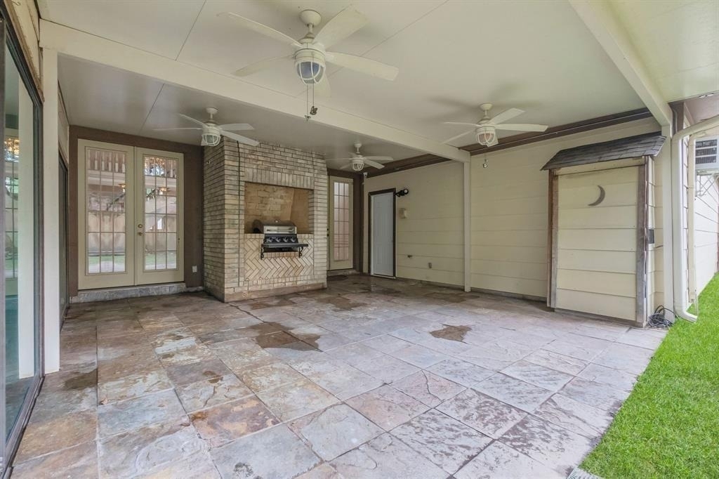6803 Walton Heath Drive - Photo 21