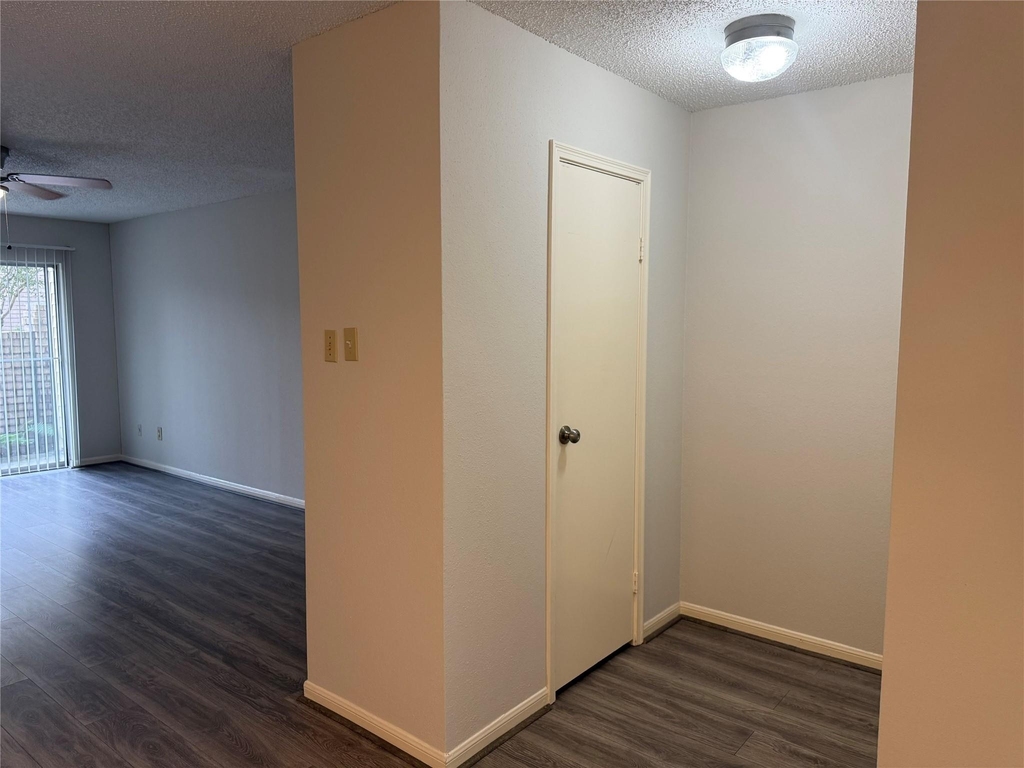 2120 El Paseo Street - Photo 7