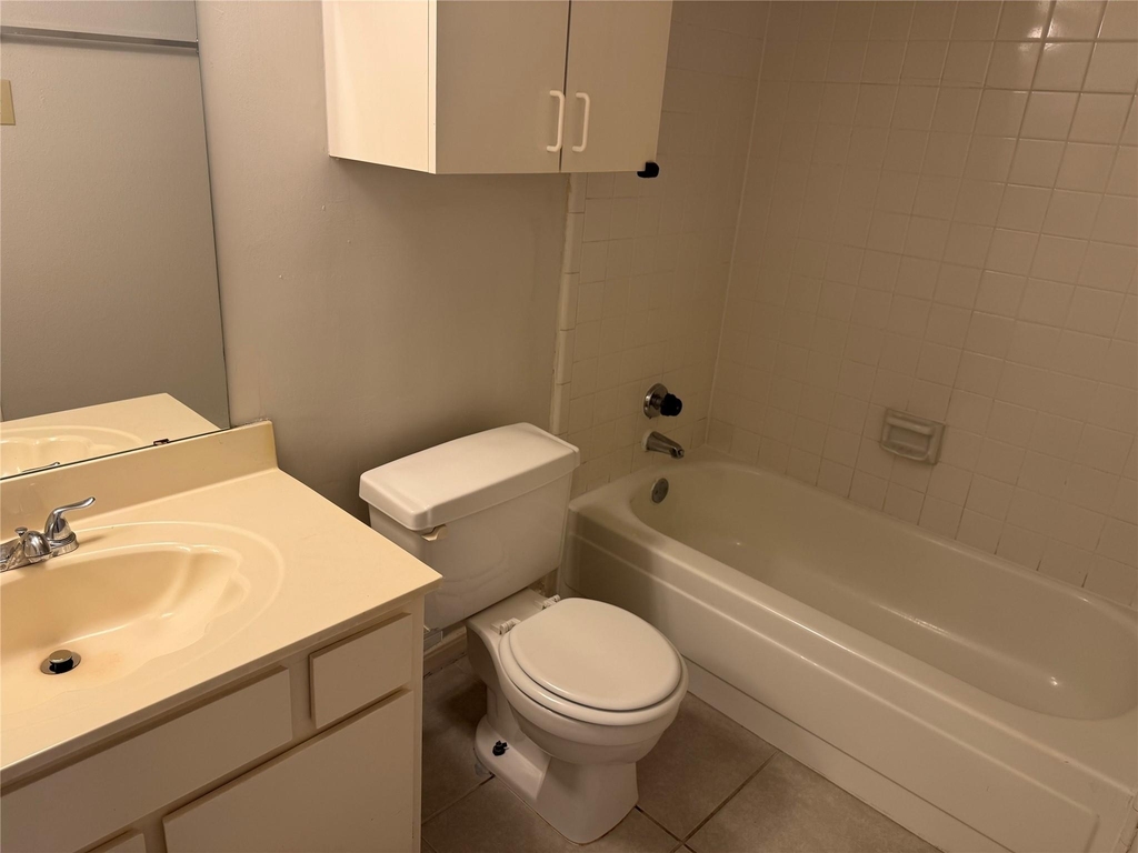 2120 El Paseo Street - Photo 6