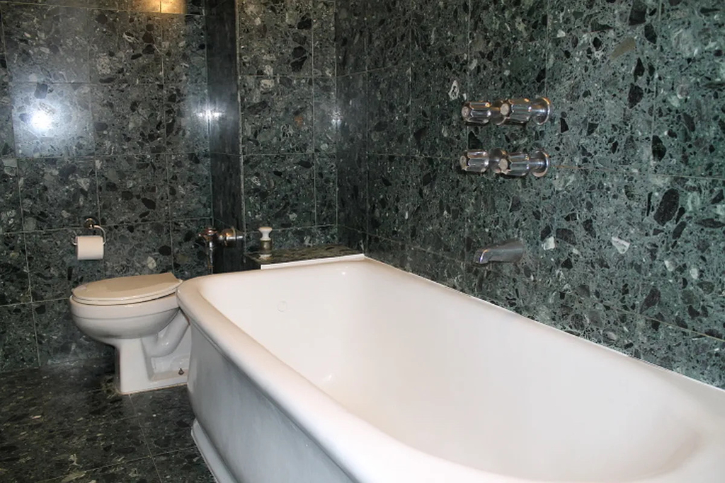 West 55th Street - Photo 8