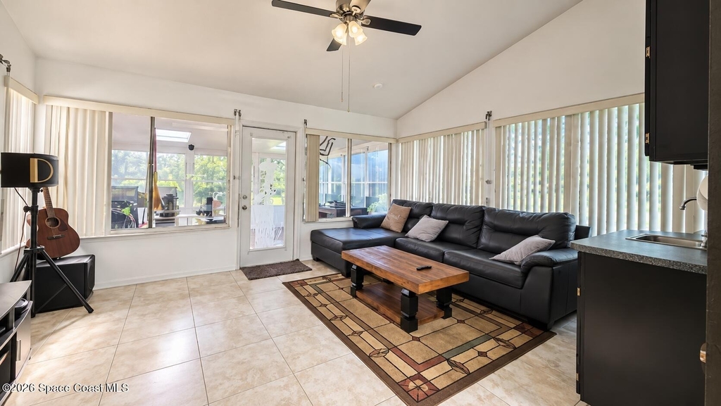 353 Kilmarnock Place - Photo 28