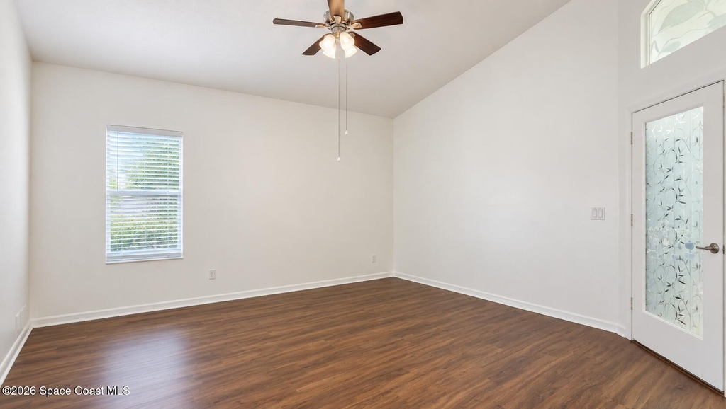 353 Kilmarnock Place - Photo 22