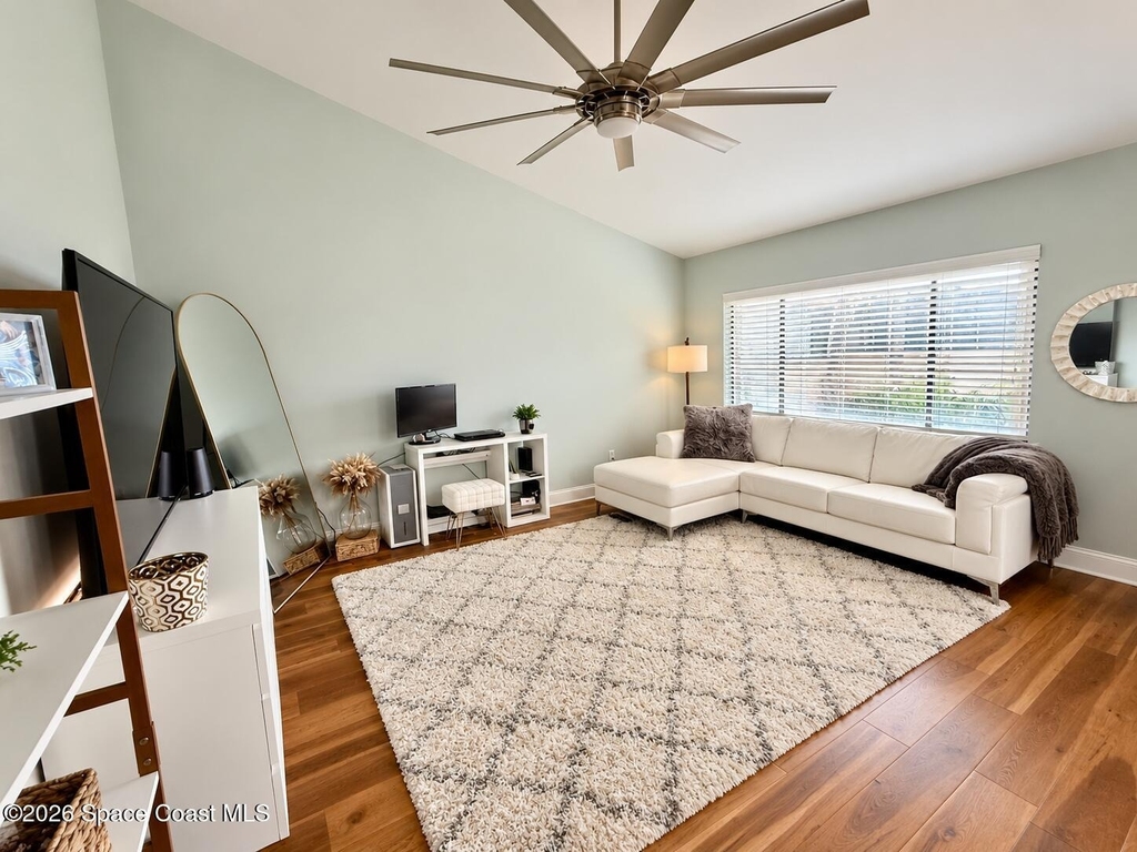 1145 Shannon Avenue - Photo 3