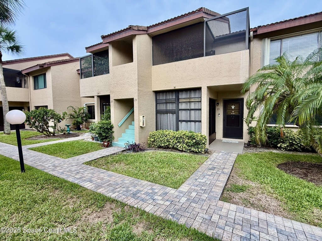 1145 Shannon Avenue - Photo 0