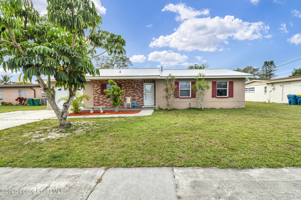 515 Monitor Street - Photo 0
