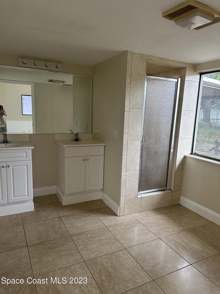 264 Monaco Road - Photo 17