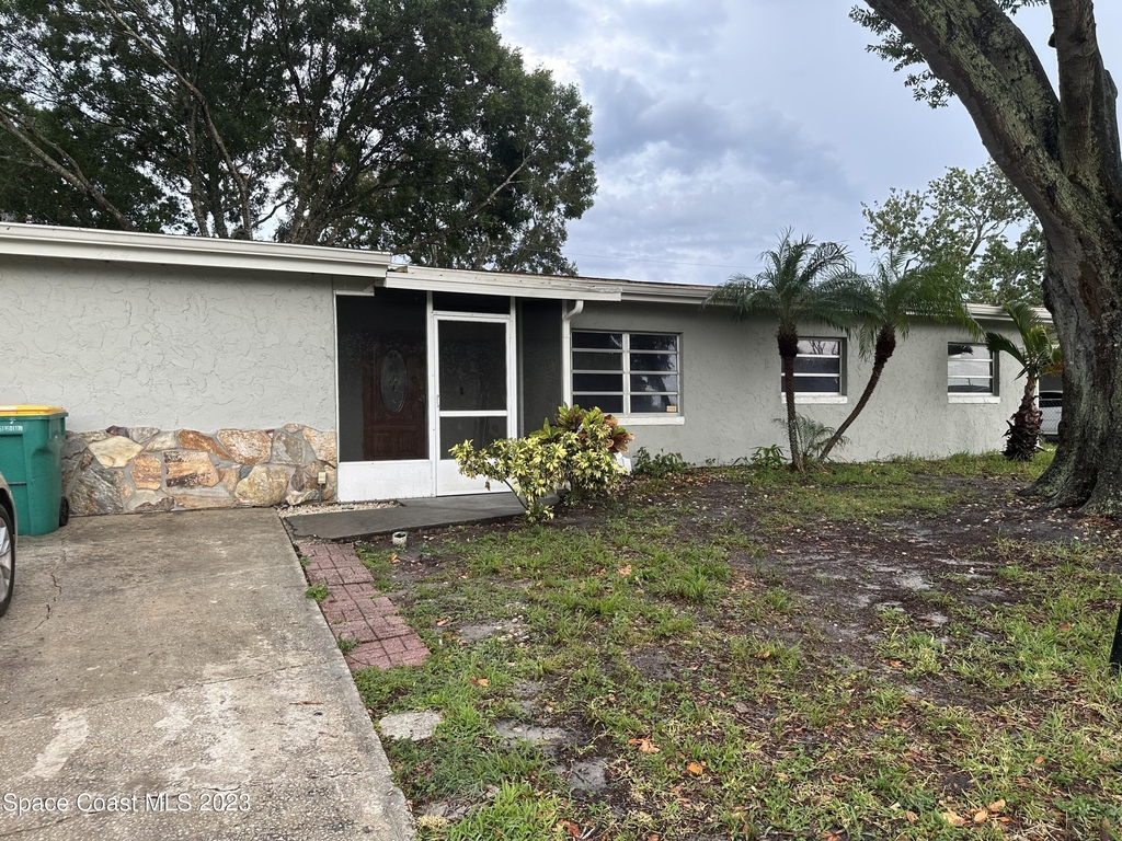 264 Monaco Road - Photo 0