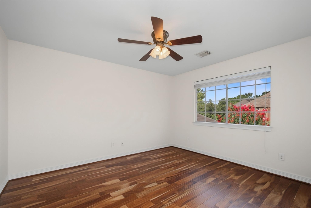 4802 Yorkshire Street - Photo 37