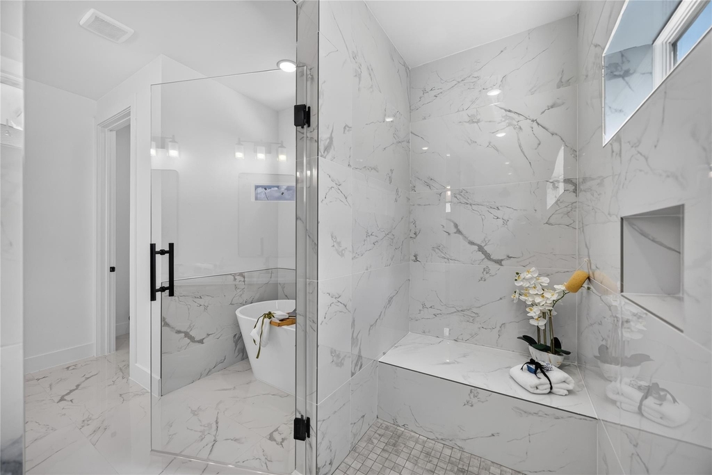 322 Walthall Drive - Photo 3