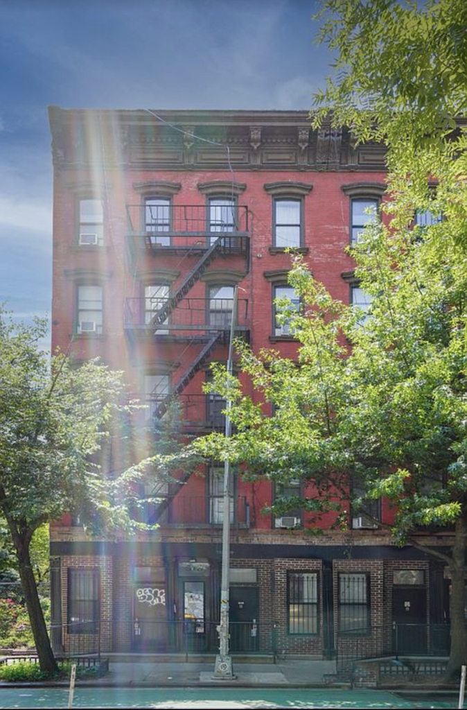  East 13th Street - Photo 6