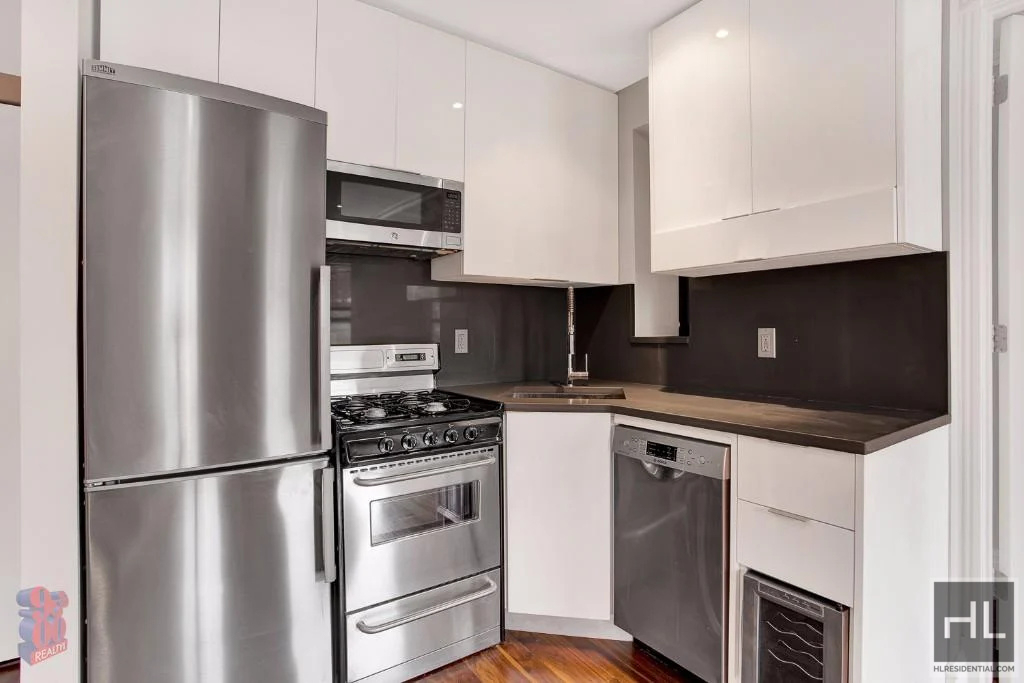 Lexington Avenue - Photo 2