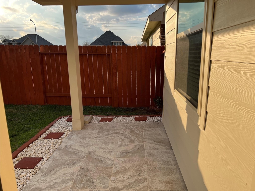 2923 Painted Sunrise Trail - Photo 23