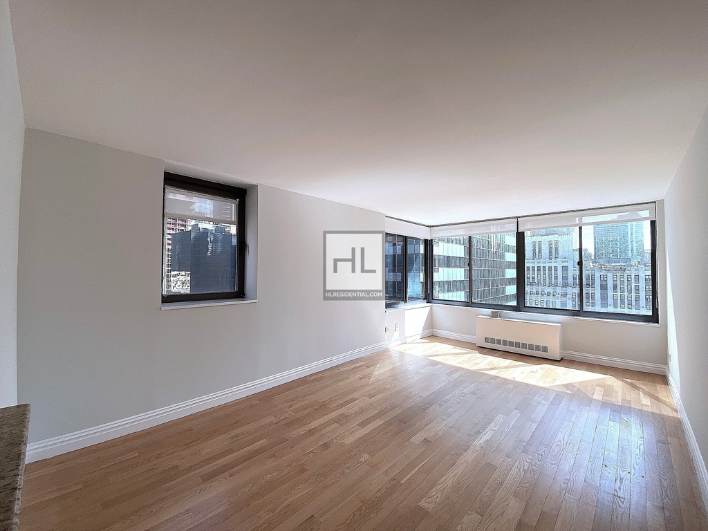 West 48 Street - Photo 2