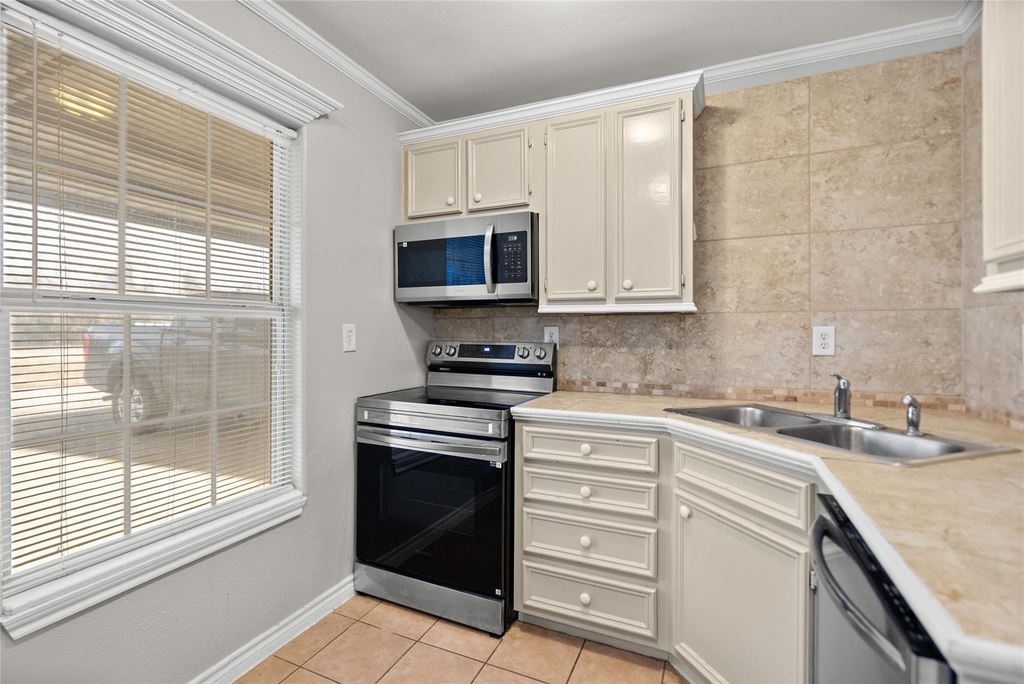 7900 Fm 2354 - Photo 3