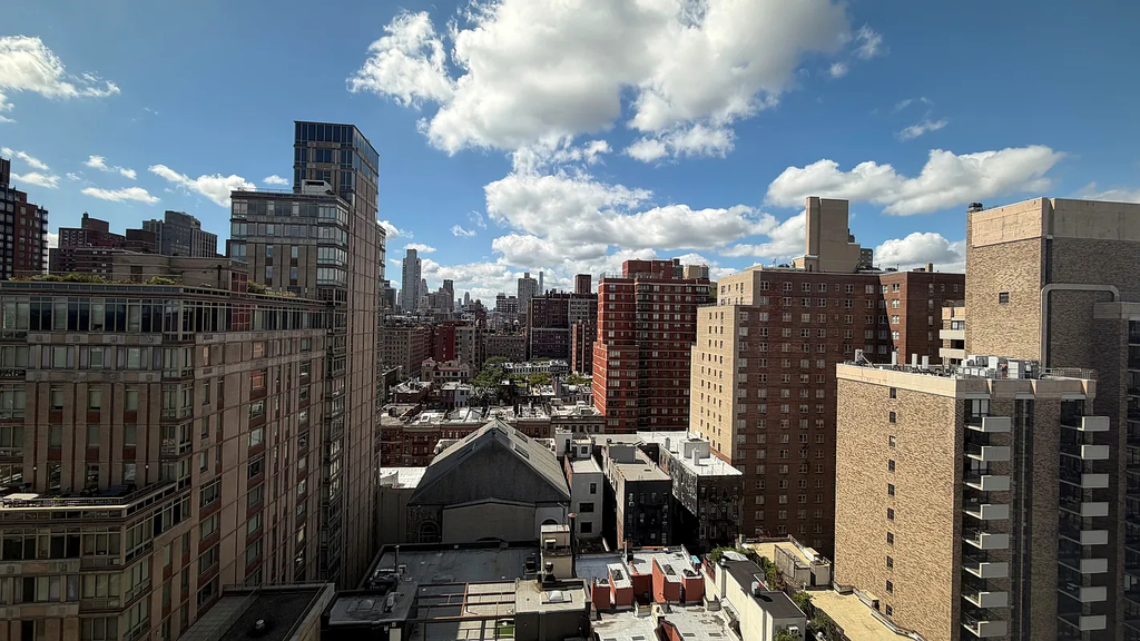 Lexington Avenue / 97th Street - Photo 2