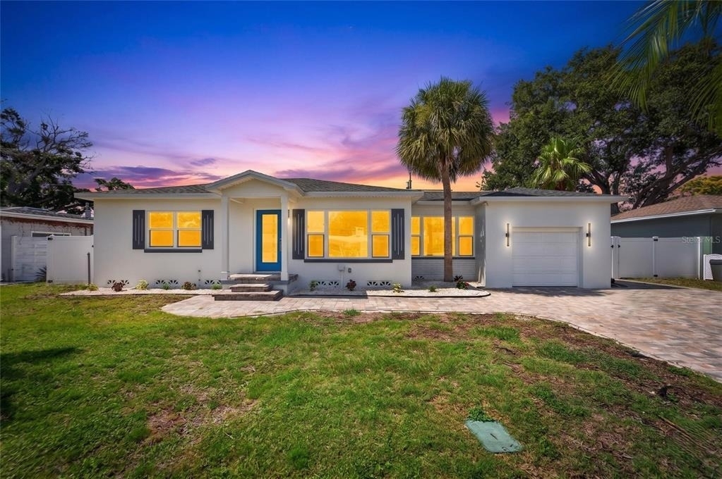 4810 Del Rio Way S - Photo 0