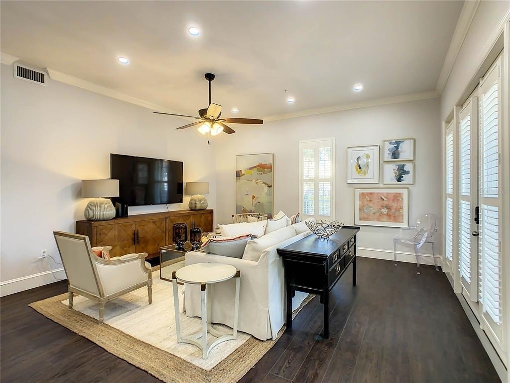 2120 Meeting Place - Photo 8