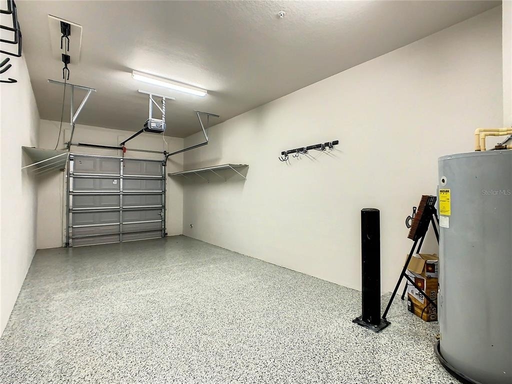 2120 Meeting Place - Photo 34