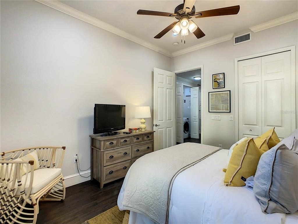 2120 Meeting Place - Photo 19