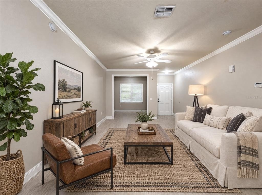 405 Southern Pecan Circle - Photo 2