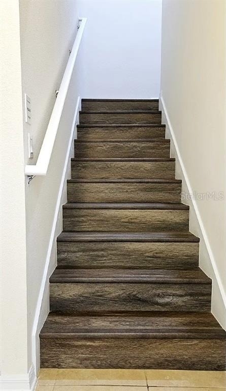 1610 Plumeria Place - Photo 2