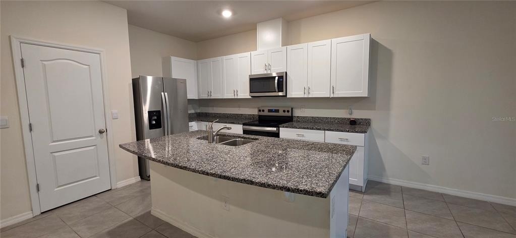 1410 Isleta Loop - Photo 5