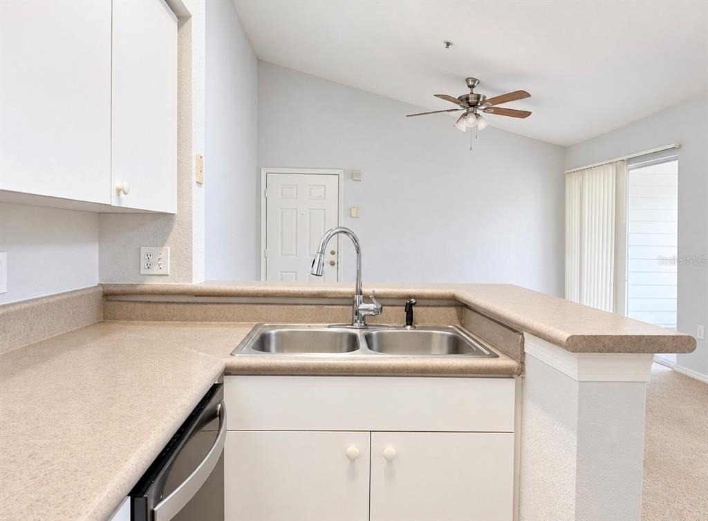 2302 Midtown Terrace - Photo 5