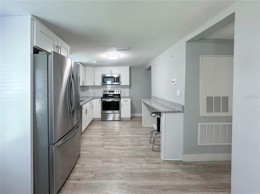 634 Foster Avenue - Photo 6