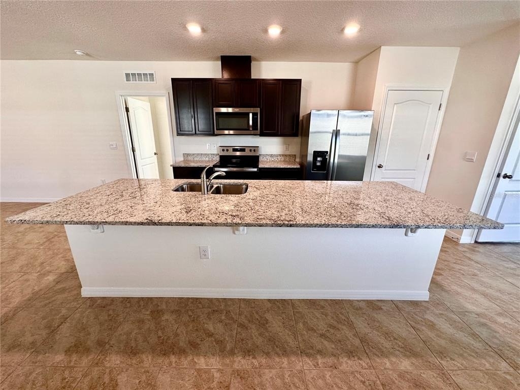 1020 Chasetree Lane - Photo 6