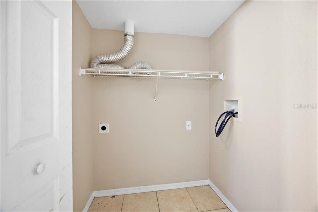 207 Australian Way - Photo 9