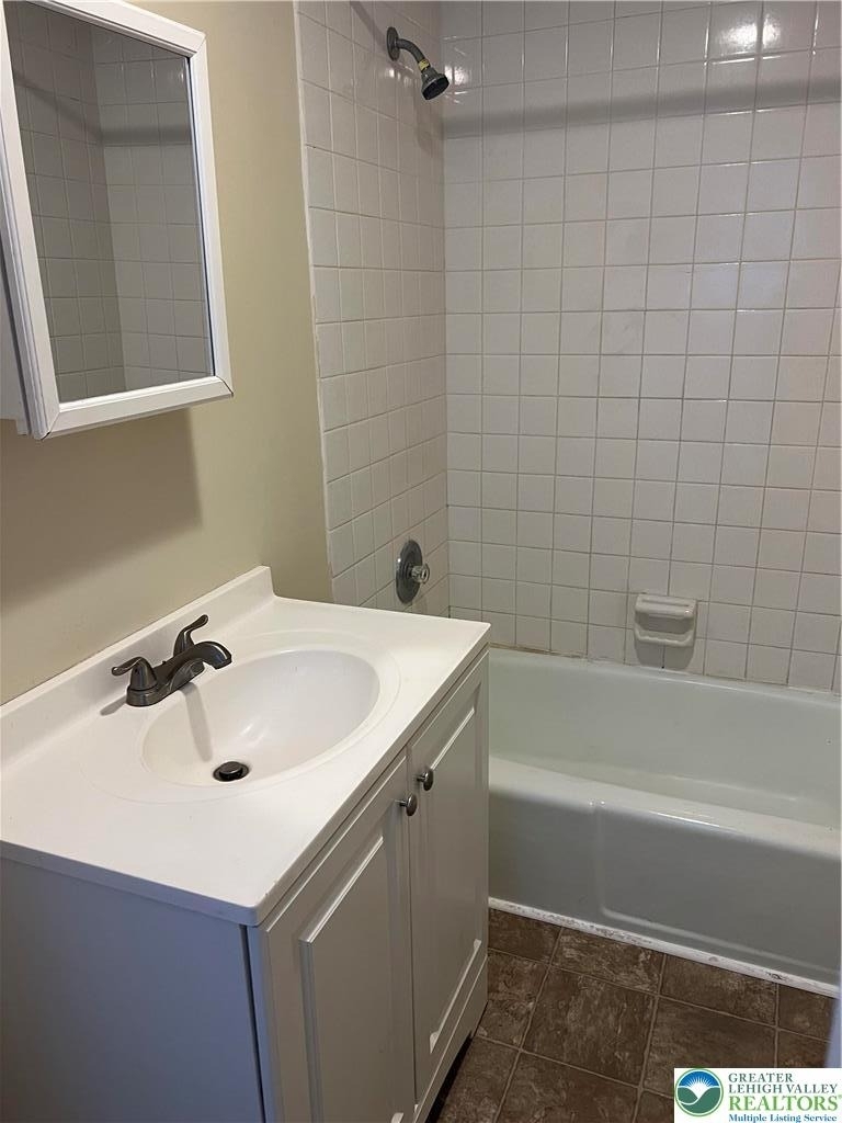718 W Washington Street - Photo 7