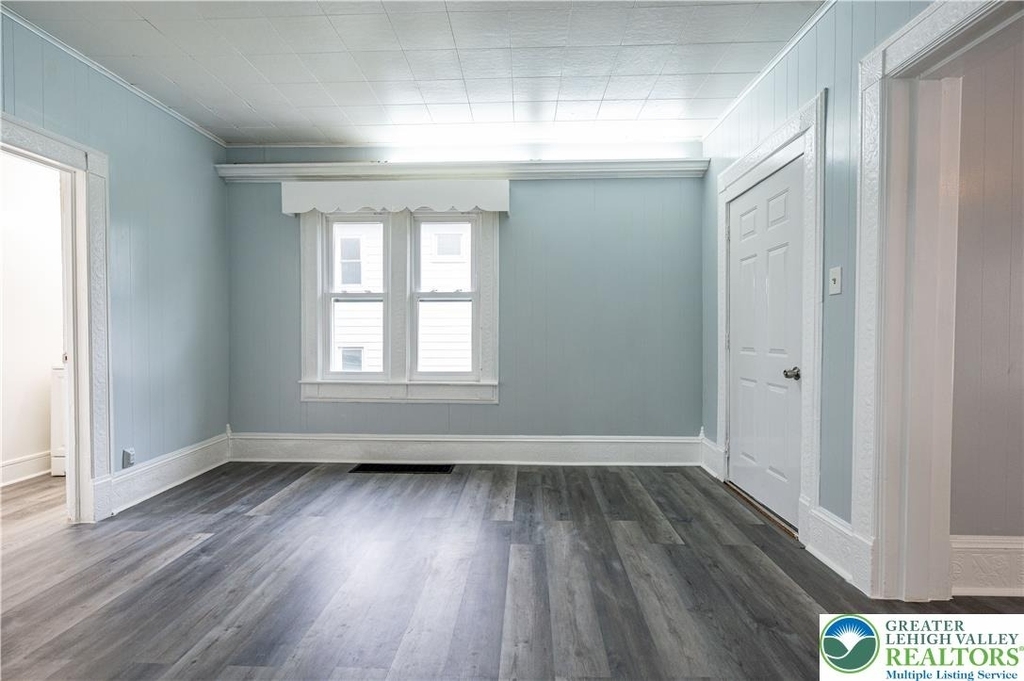 739 Broadway - Photo 9