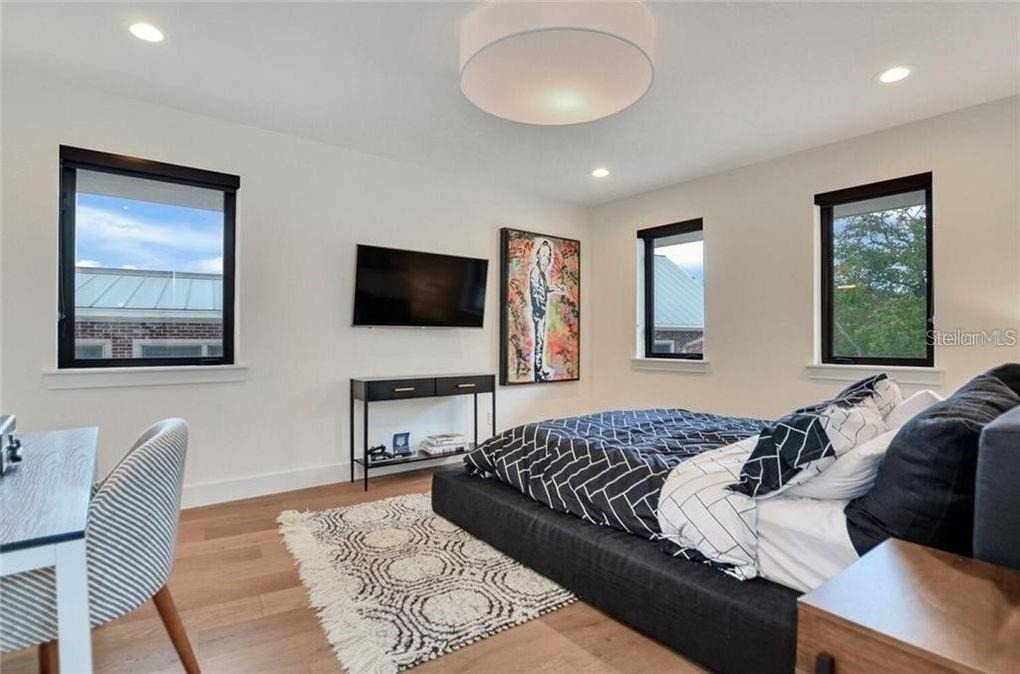 588 Riviera Drive - Photo 25