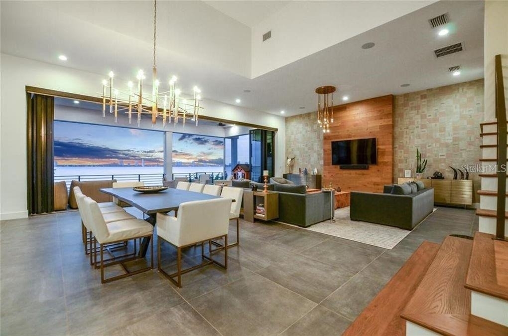 588 Riviera Drive - Photo 9