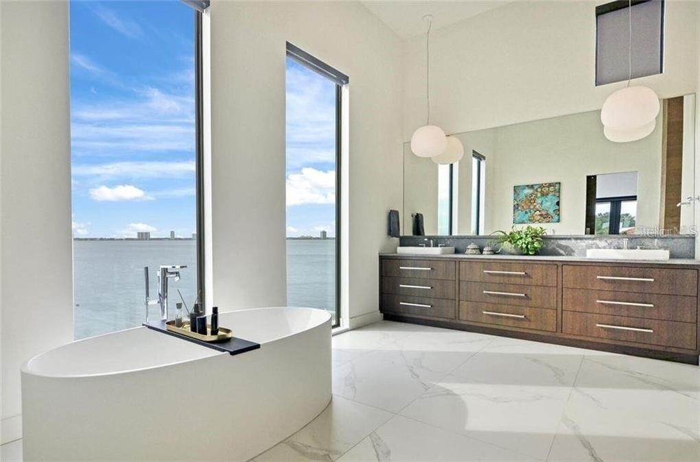 588 Riviera Drive - Photo 14
