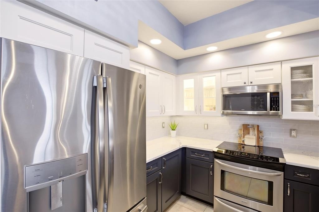 3313 Sunset Key Circle - Photo 13