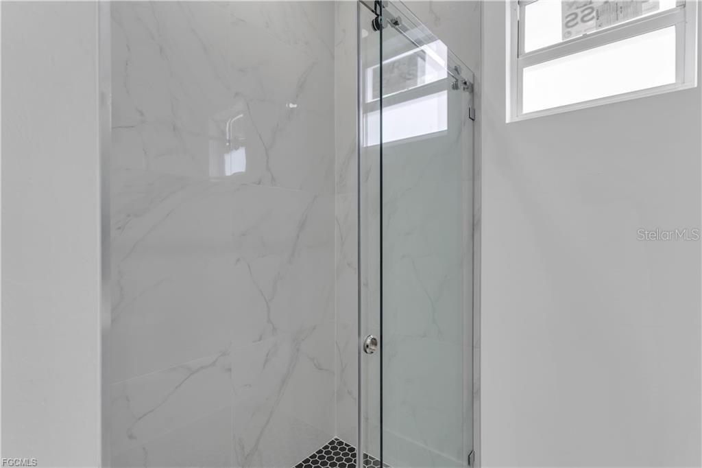 475 Raymer Street - Photo 17