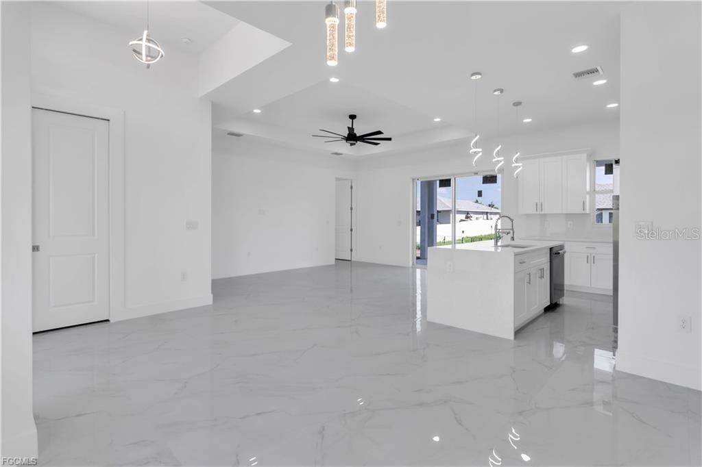 475 Raymer Street - Photo 22