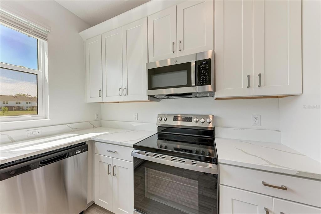 317 Via Tuscany Avenue - Photo 15