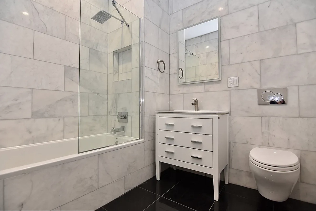West 103rd Street - Photo 8