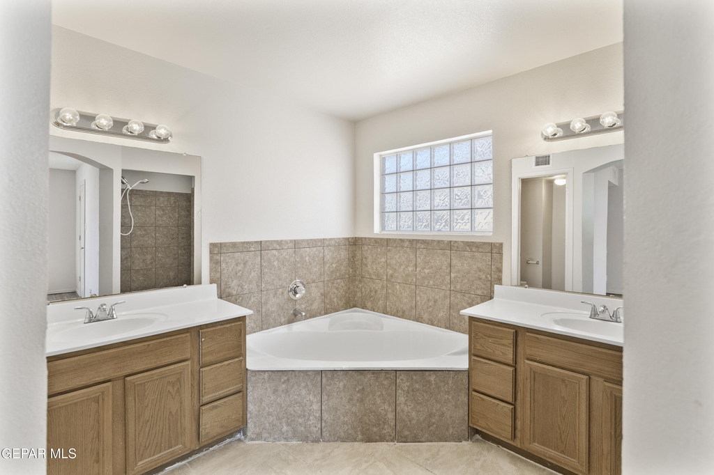 10799 Walden Pond Street - Photo 28